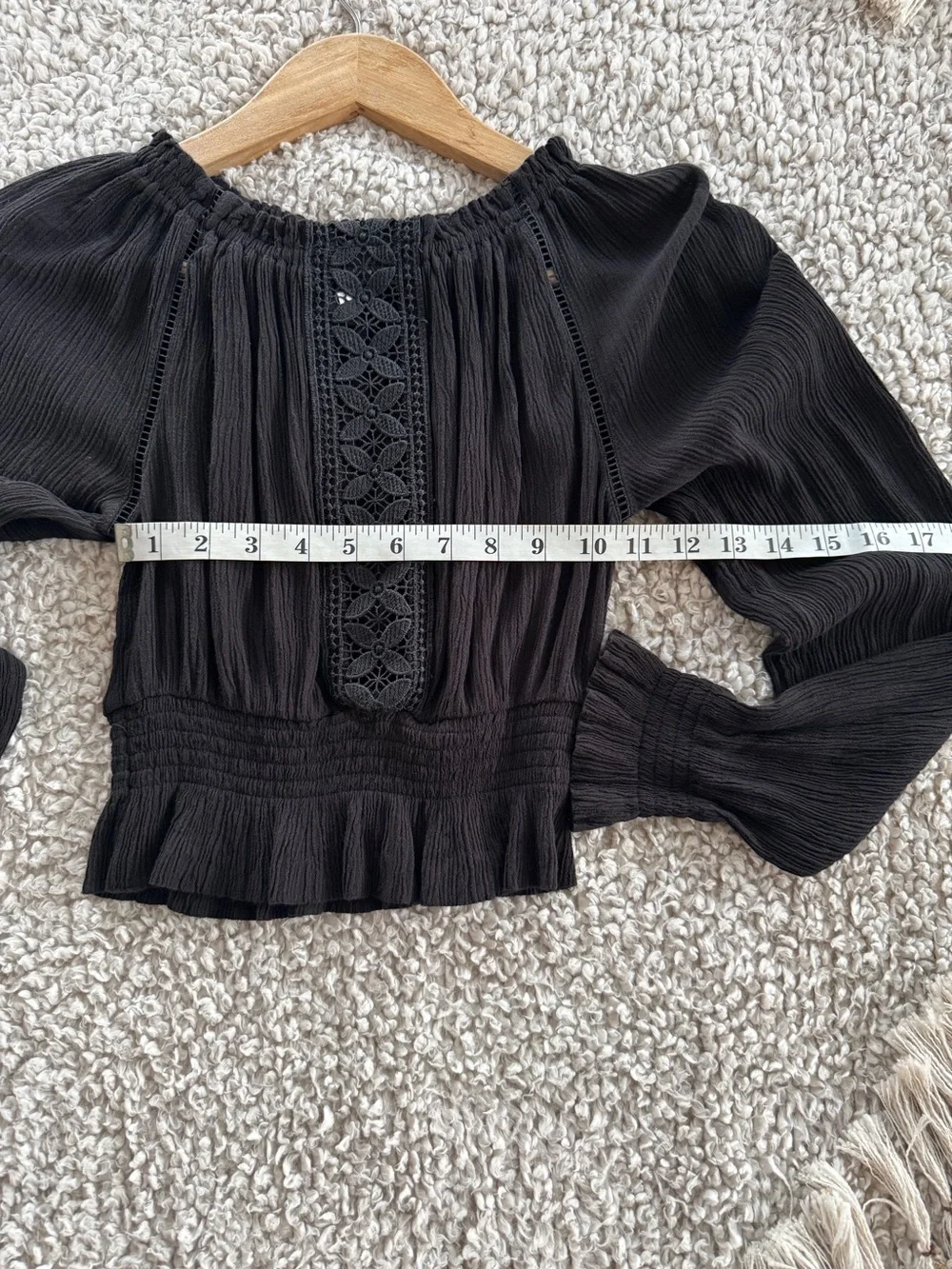 H&M Divided Women’s 0 Black Off Shoulder Crop Top Smocked Lace Long Sleeve